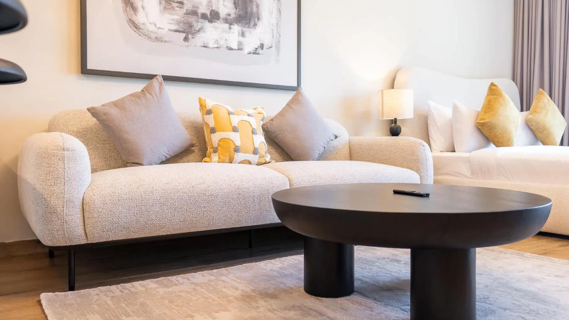 Apartment Studio That Sleeps 2 And Near Circle Mall And Five, Jvc Dubai United Arab Emirates