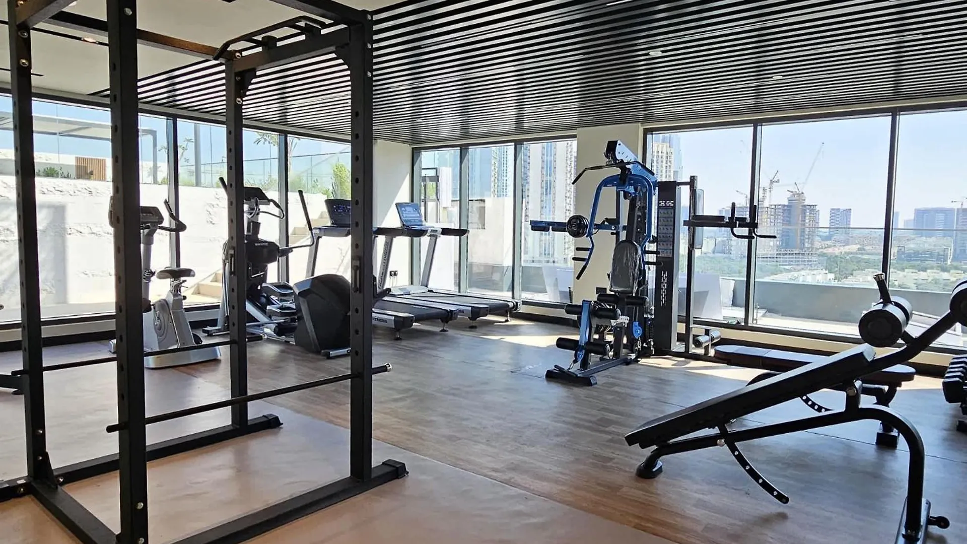 Studio That Sleeps 2 And Near Circle Mall And Five, Jvc Dubai United Arab Emirates