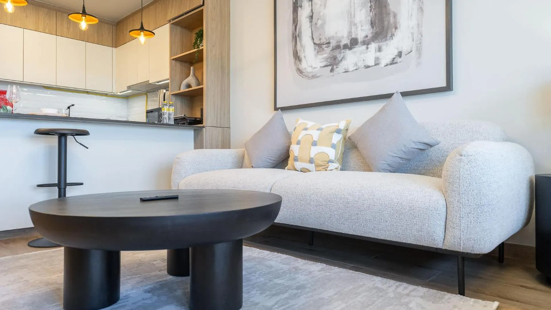 Apartment Studio That Sleeps 2 And Near Circle Mall And Five, Jvc Dubai United Arab Emirates