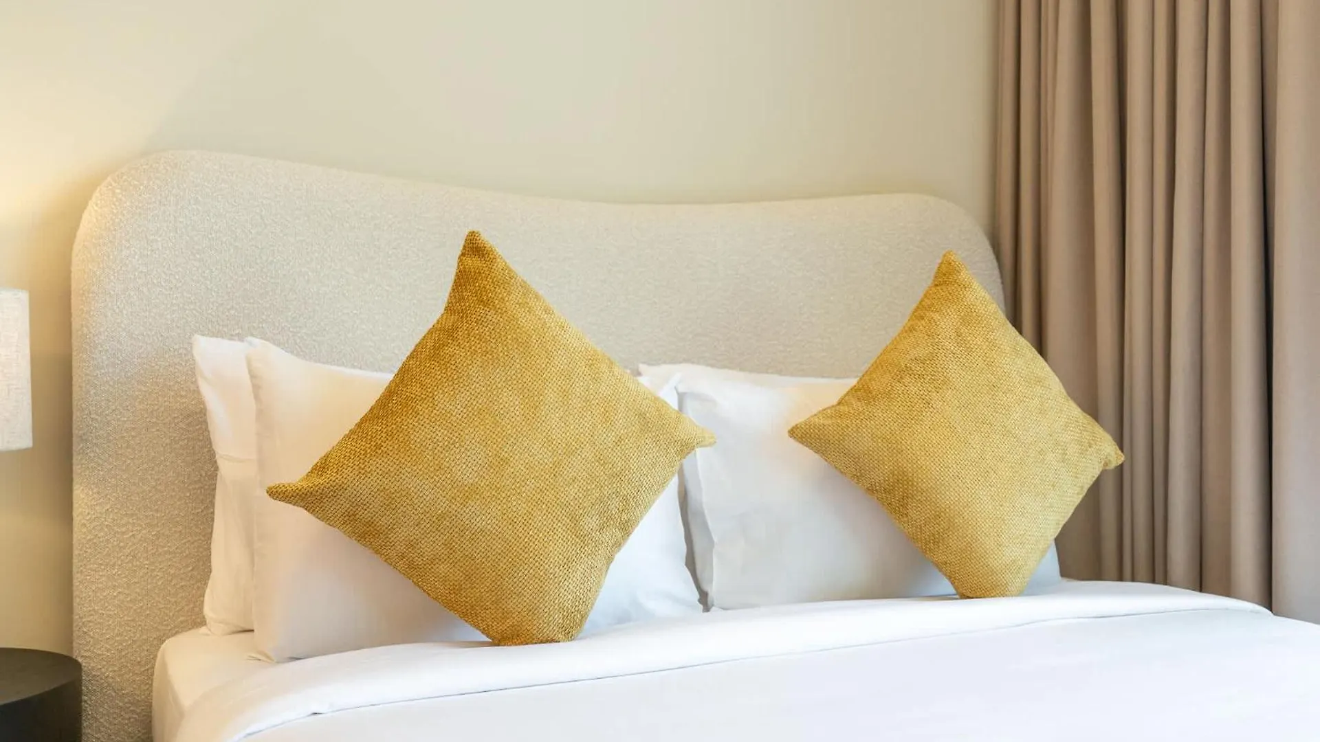 Studio That Sleeps 2 And Near Circle Mall And Five, Jvc Dubai 0*,  United Arab Emirates